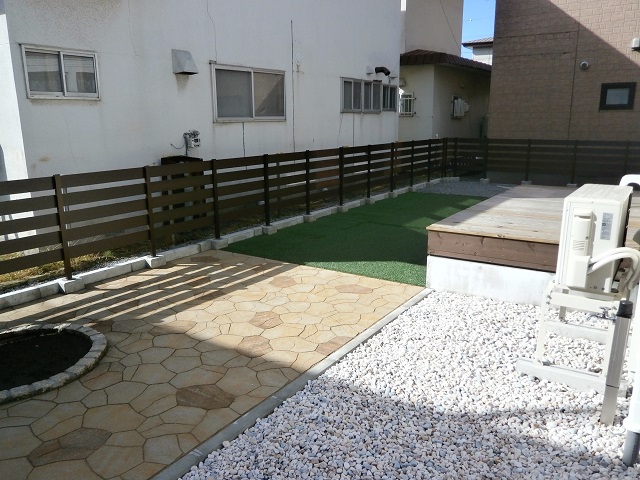 F F マイティウッドフェンス エクステリア ガーデン外構工事の専門店 エクステリア プロ リ ウィンド